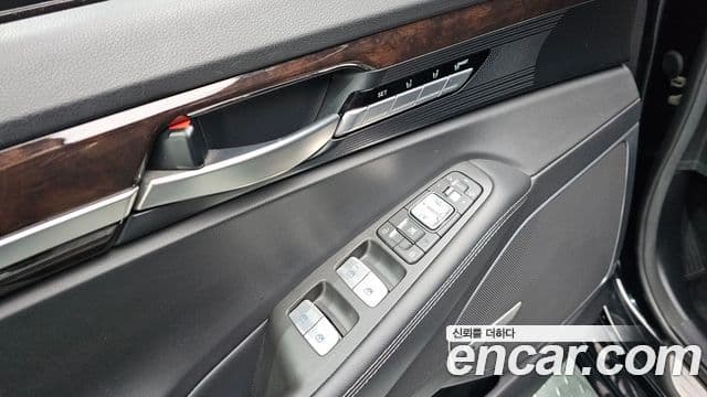 Genesis EQ900 Luxury, 2016 12