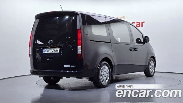 Hyundai Staria Modern, 2024 2
