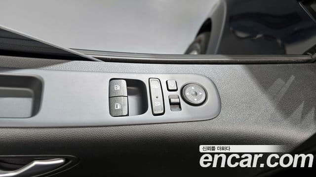 Hyundai Staria Modern, 2024 17