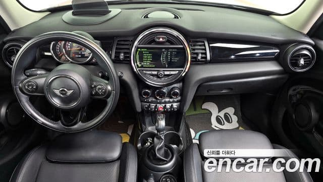 Mini Cooper 3세대, 2018 7