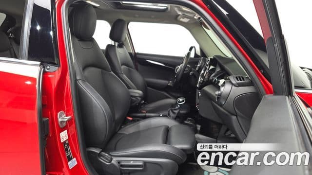 Mini Cooper 3세대, 2018 10