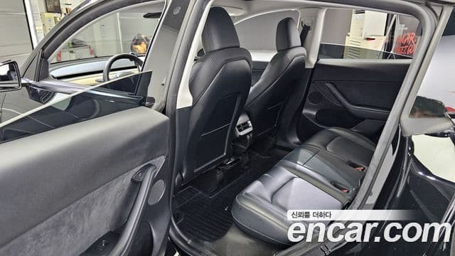 Tesla модель Y, 2023 11