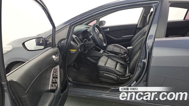 Kia K3 Luxury, 2015 10