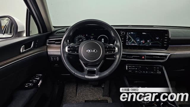 Kia K5 3세대 Signature, 2020 13