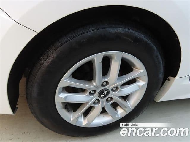 Kia K5 LPI Deluxe, 2013 все фото