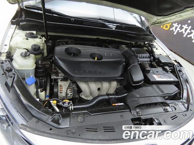 Kia K5 LPI Deluxe, 2013 6