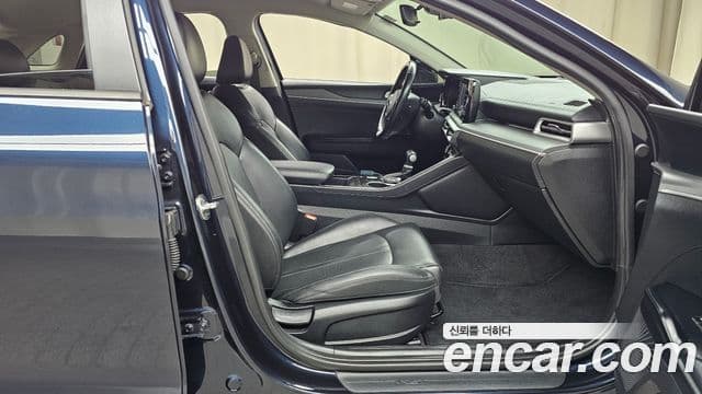 Kia K5 3세대 Standard, 2020 11