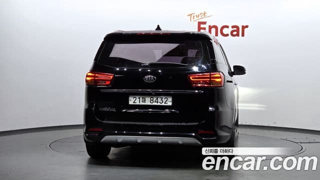 Kia The / новый New Carnival Special, 2019 4