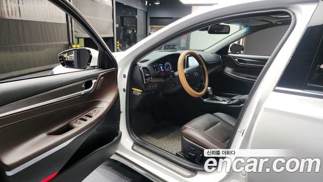 Hyundai Grandeur IG Special, 2018 10