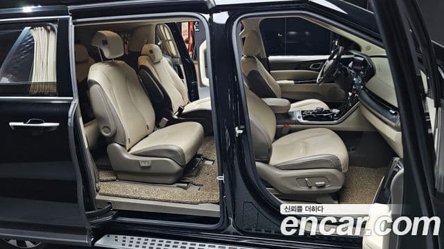 Kia Carnival 4세대 Signature, 2021 11
