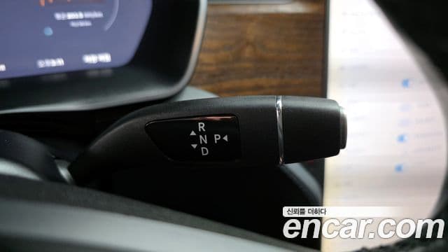 Tesla модель S, 2019 9