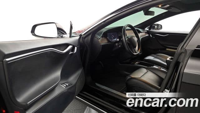 Tesla модель S, 2019 10