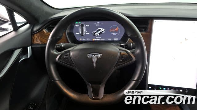 Tesla модель S, 2019 13