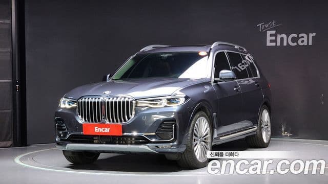 BMW X7 (G07) xDrive 40i Design Pure Excellence 6인승, 2021 1