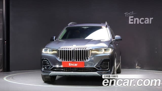 BMW X7 (G07) xDrive 40i Design Pure Excellence 6인승, 2021 3