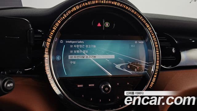 Mini Cooper S кабриолет 3세대, 2024 16