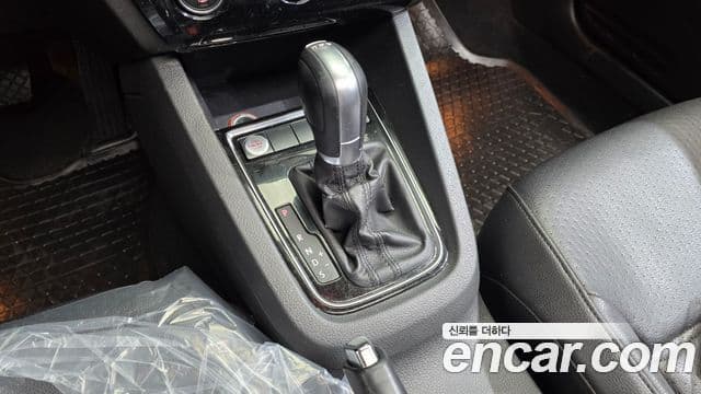 Volkswagen New Jetta 6세대, 2015 9