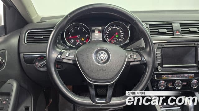 Volkswagen New Jetta 6세대, 2015 13