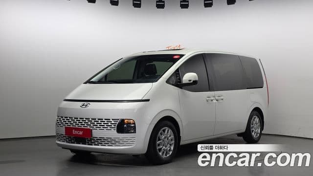 Hyundai Staria Modern, 2022 1