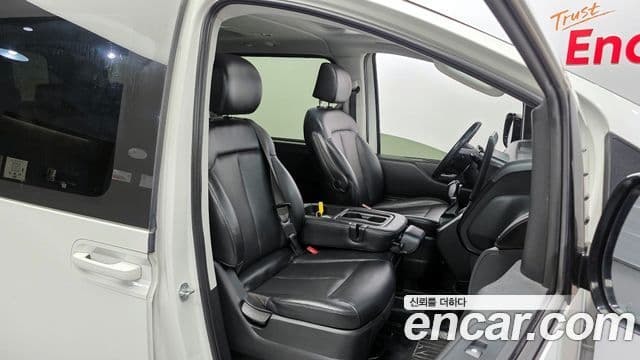 Hyundai Staria Modern, 2022 12