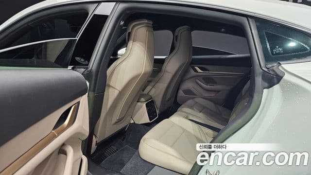 Porsche 타이칸 базовый, 2023 12