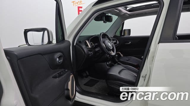 Jeep Renegade 2.0 дизель Longitude AWD, 2016 10