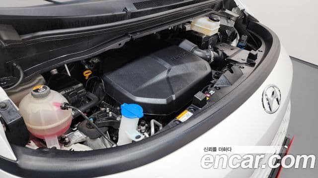 Hyundai Staria Modern, 2023 6