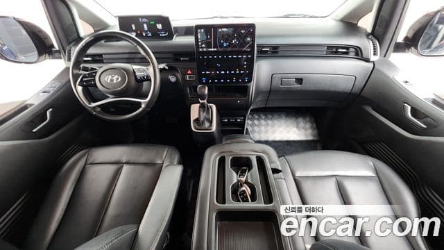 Hyundai Staria Modern, 2023 7