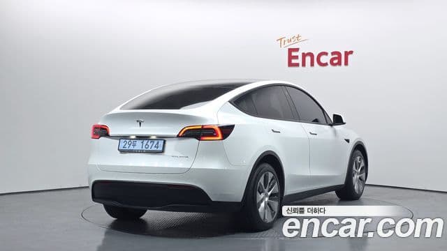 Tesla модель Y Long Range AWD, 2022 2