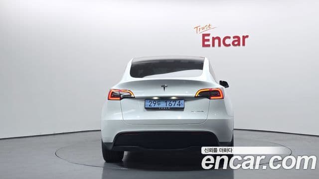 Tesla модель Y Long Range AWD, 2022 4
