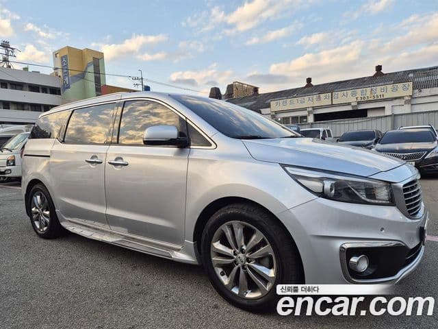 Kia All New Carnival Prestige, 2017 3