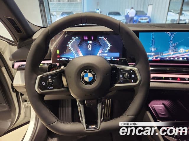 BMW 5시리즈 (G60) 520i M Sport, 2025 10