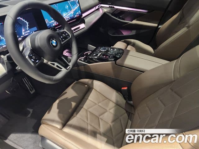 BMW 5시리즈 (G60) 520i M Sport, 2025 12