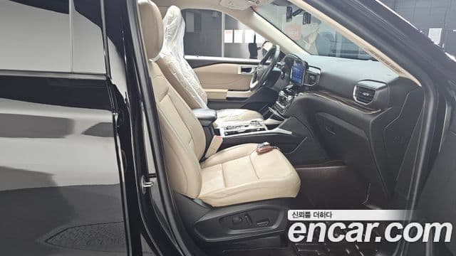 Ford Explorer 6세대 2.3 Limited 4WD, 2022 11