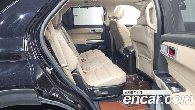 Ford Explorer 6세대 2.3 Limited 4WD, 2022 12