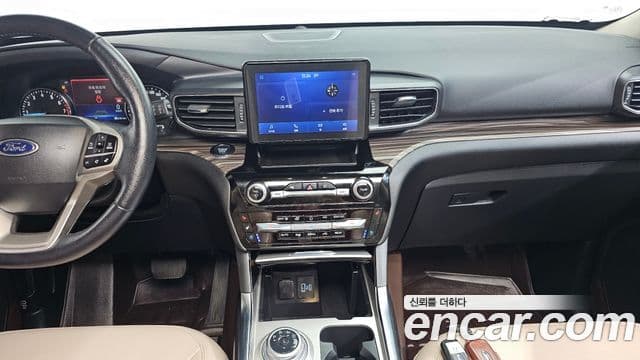 Ford Explorer 6세대 2.3 Limited 4WD, 2022 14