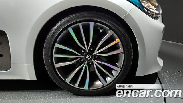Kia 스팅어 Platinum, 2018 все фото
