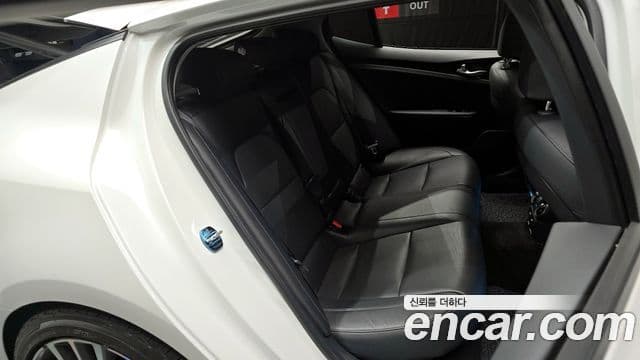 Kia 스팅어 Platinum, 2018 12