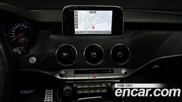 Kia 스팅어 Platinum, 2018 16