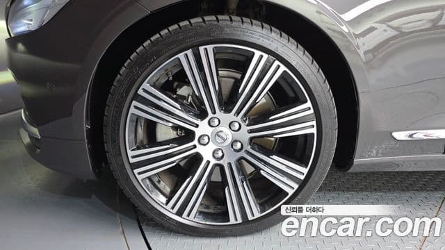 Volvo S90 B6 AWD Ultimate Bright, 2023 все фото