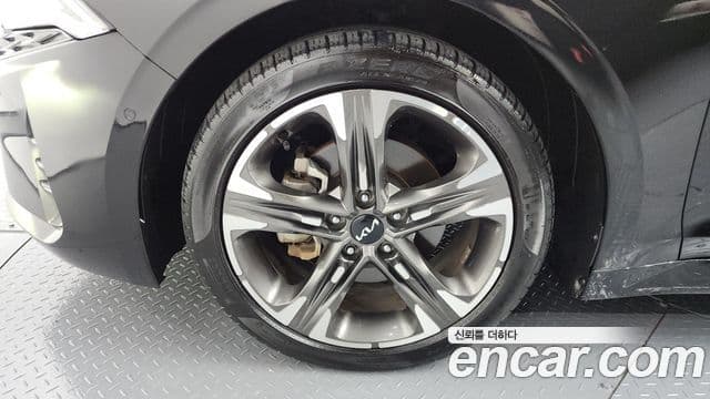 Kia K5 гибрид 3세대 Signature, 2023 все фото