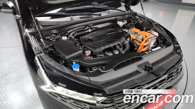 Kia K5 гибрид 3세대 Signature, 2023 6