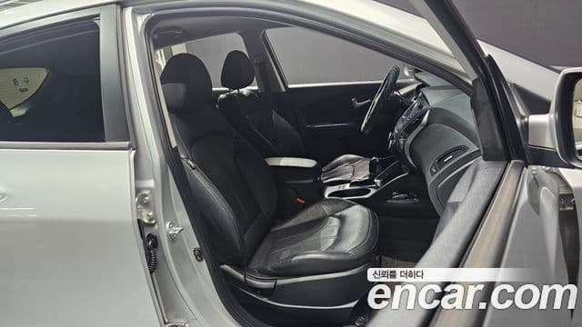 Hyundai New Tucson ix Premium, 2014 11