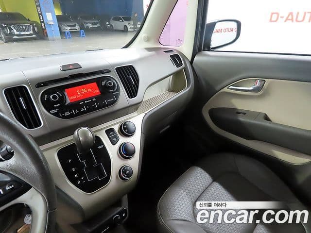 Kia Ray Luxury, 2013 12