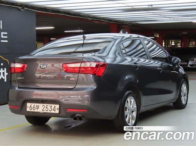Kia All New Pride Luxury, 2014 2
