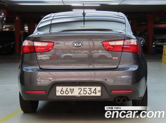 Kia All New Pride Luxury, 2014 4