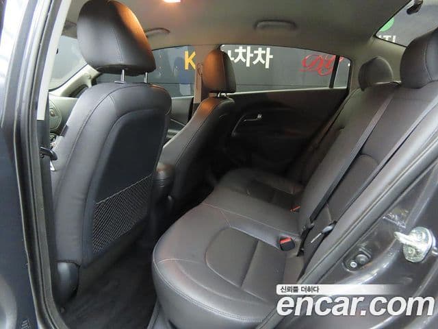 Kia All New Pride Luxury, 2014 11