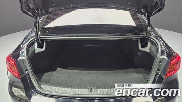 Renault Korea(Samsung) SM6 2.0 LPe SE (арендный автомобиль), 2019 20