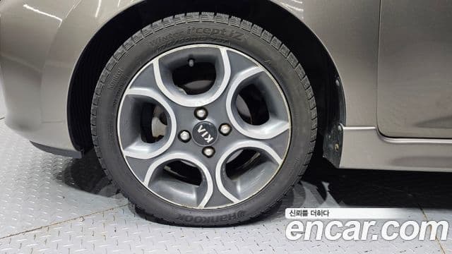 Kia All New Morning Luxury, 2013 все фото