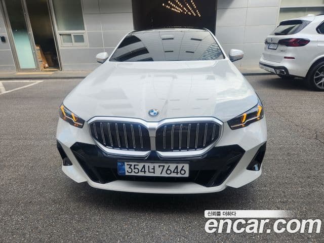 BMW 5시리즈 (G60) 523d M Sport, 2025 2